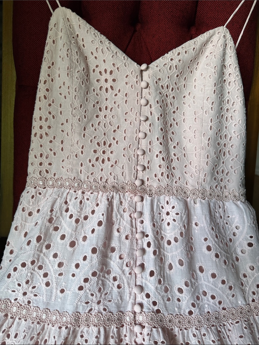 Alice + Olivia Blush Pink Eyelet Dress Size 4 - Picture 6 of 8